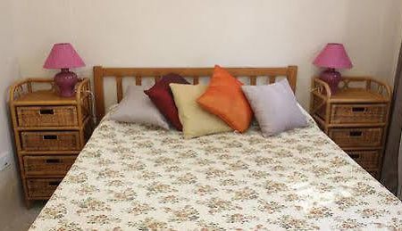 Smithys Garden Cottage St. George's Extérieur photo